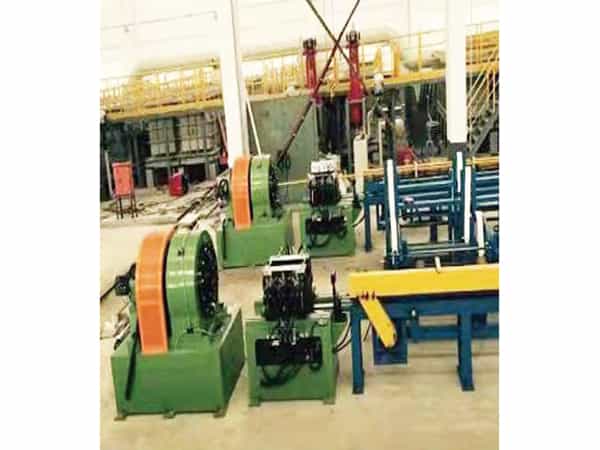 XH-DT-N内置式旋锻打头机